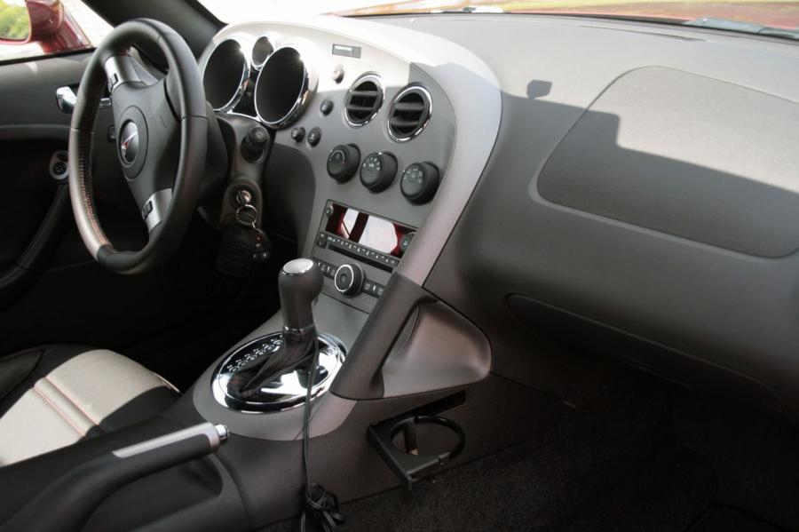  Pontiac Solstice GXP 2009 года  (фото 25 из 57)